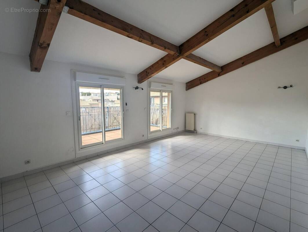 Photo 1 - Appartement à NIMES