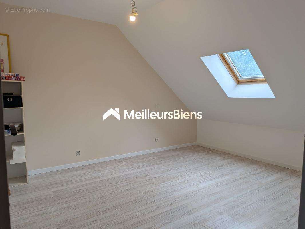 Maison familiale 169 m² hab en campagne de Les Fougerêts - Terrain de 2373 m² - photo 11