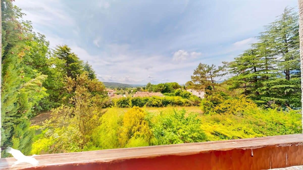 Maison à LA BASTIDE-DES-JOURDANS