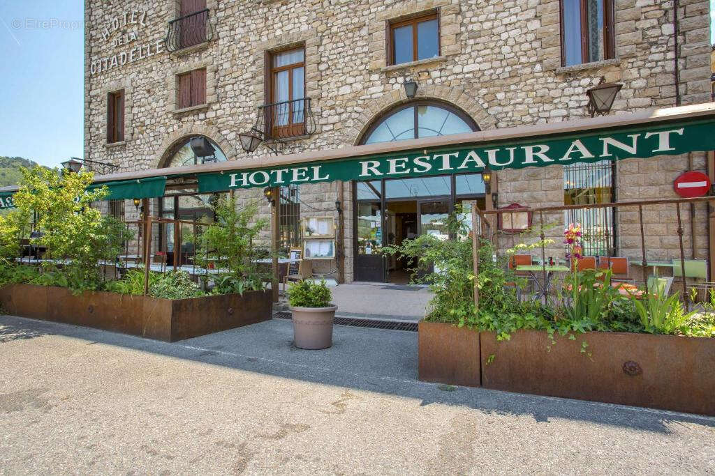 Autre à SISTERON