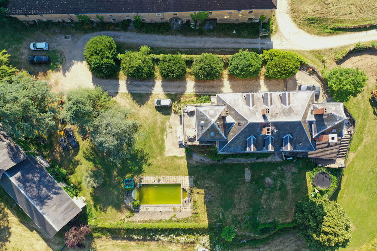 Maison à CREMIEU