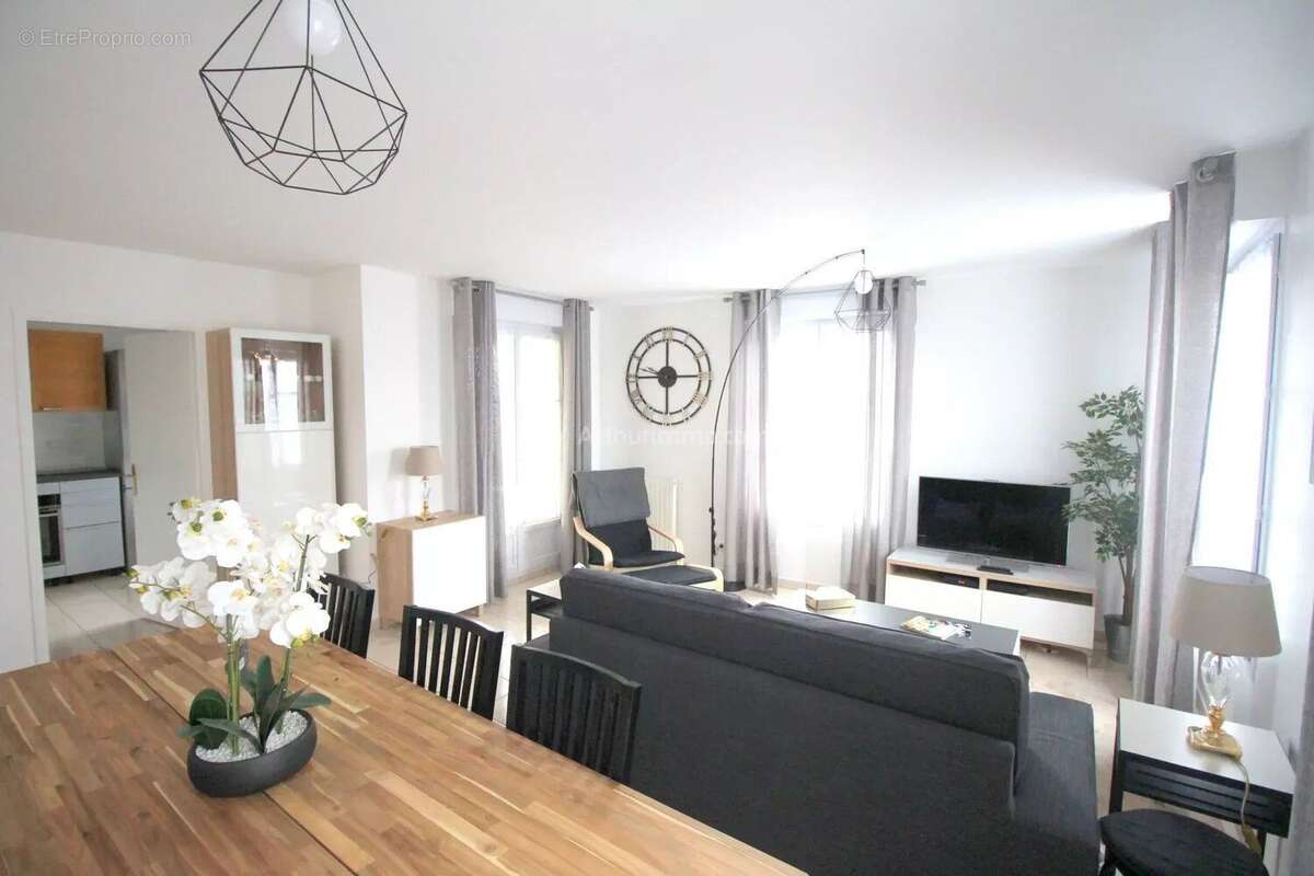 Appartement à SERRIS