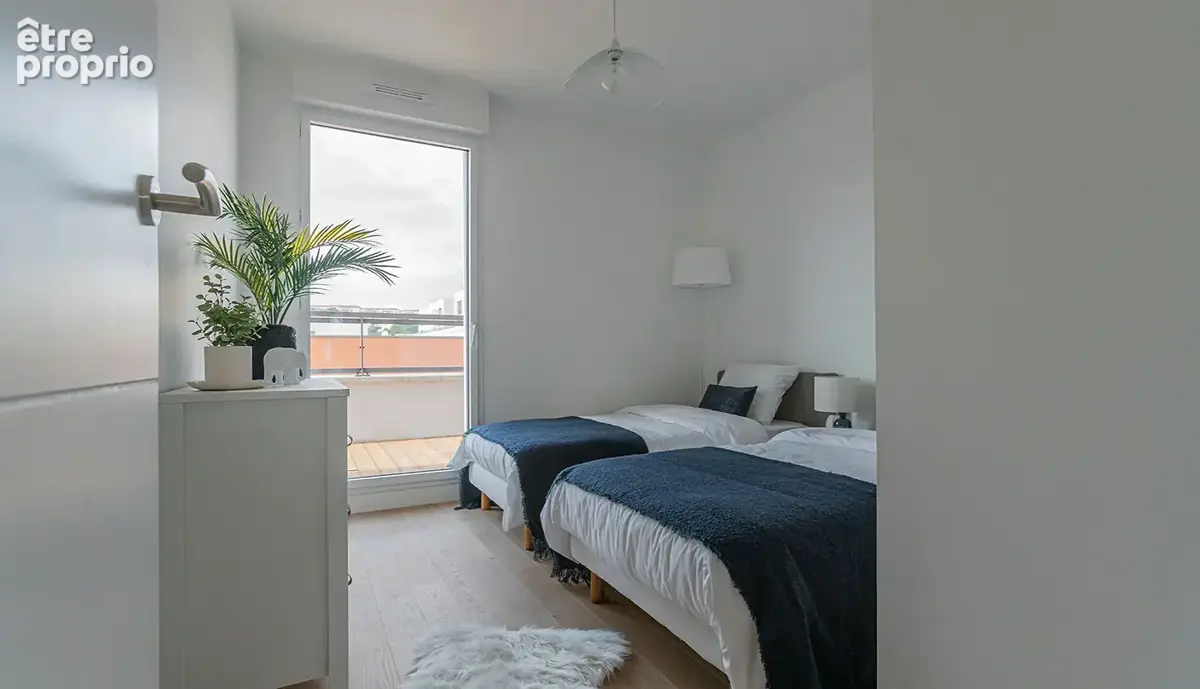 Appartement T4 - 100m² - CÖTE PAVEE - photo 4