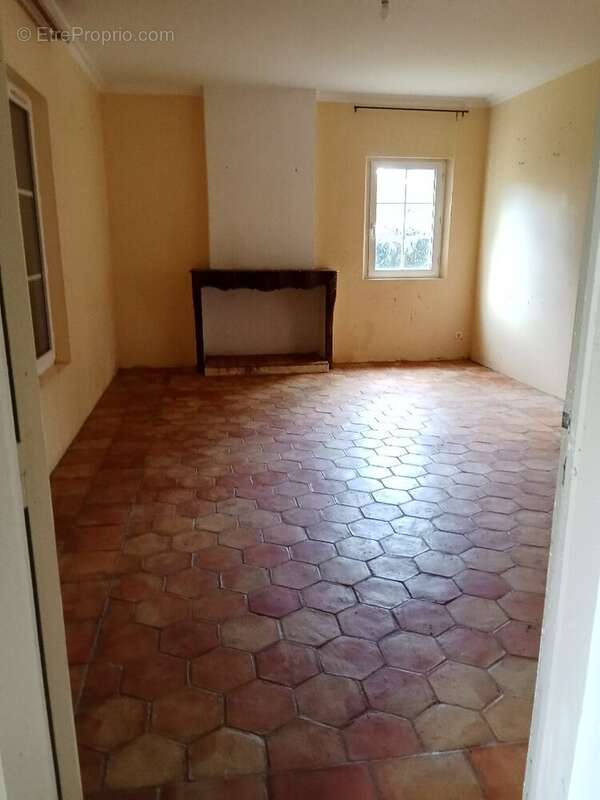 Maison à DURFORT-ET-SAINT-MARTIN-DE-SOSSENAC