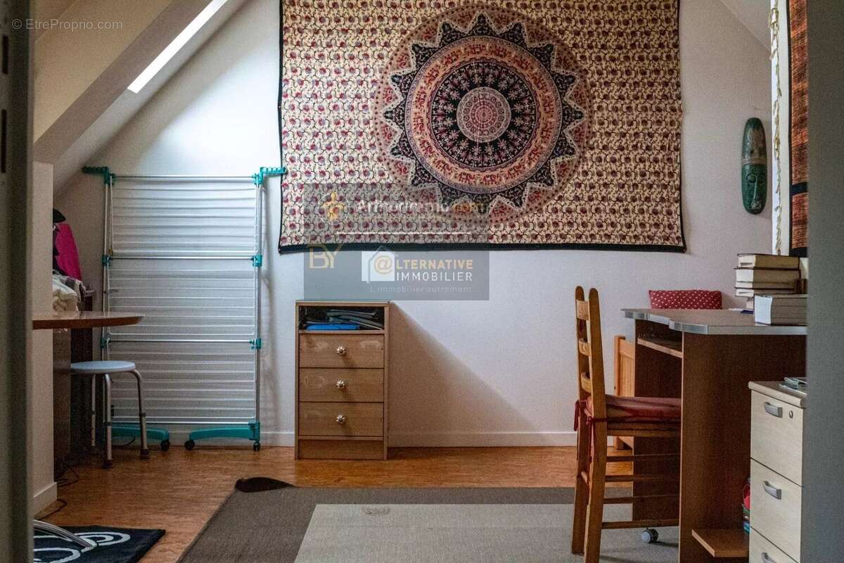 Maison à ARGENTRE-DU-PLESSIS