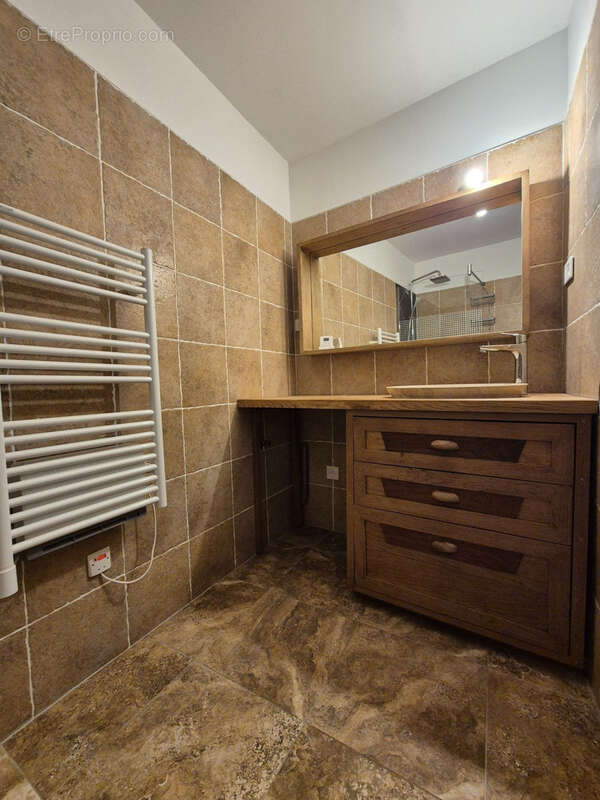 Appartement à AUPS