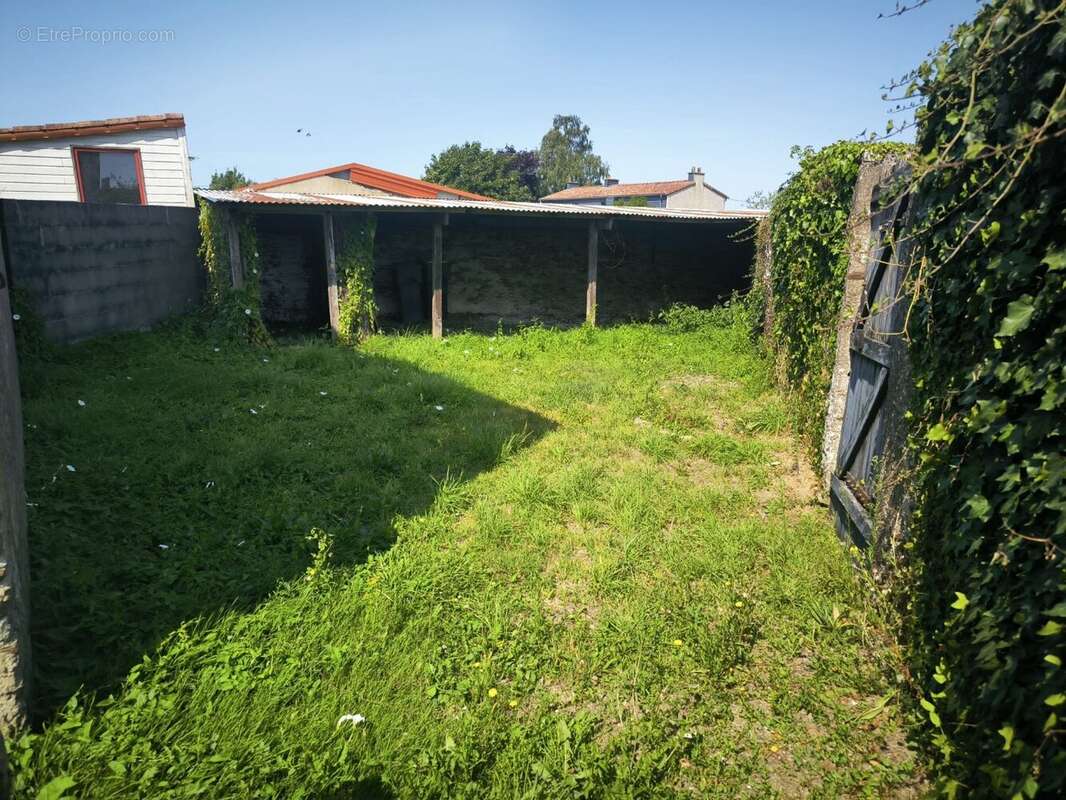 Maison à LA VARENNE