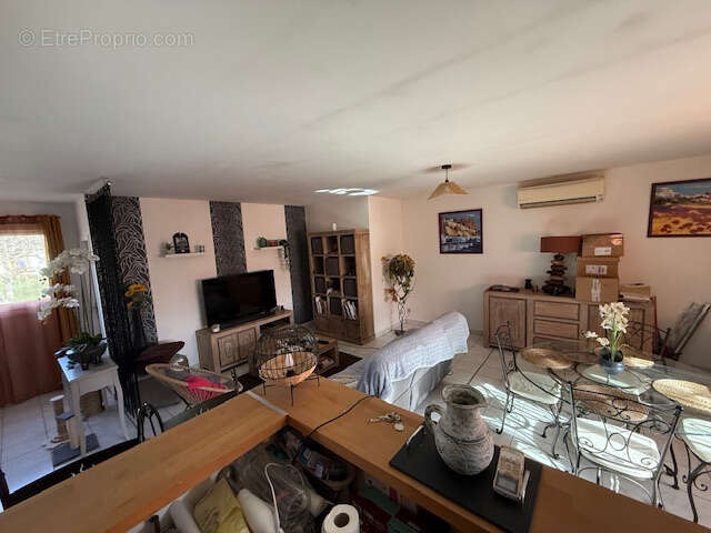 Maison à SAINT-AIGULIN