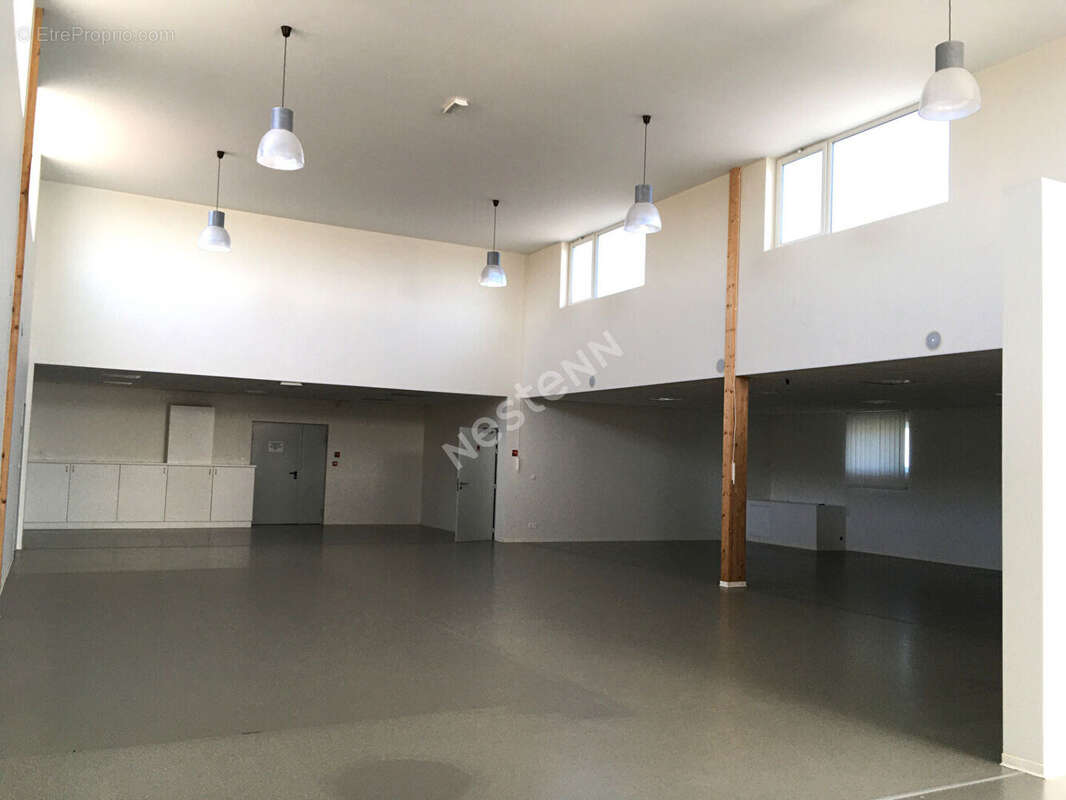 Commerce à MORHANGE