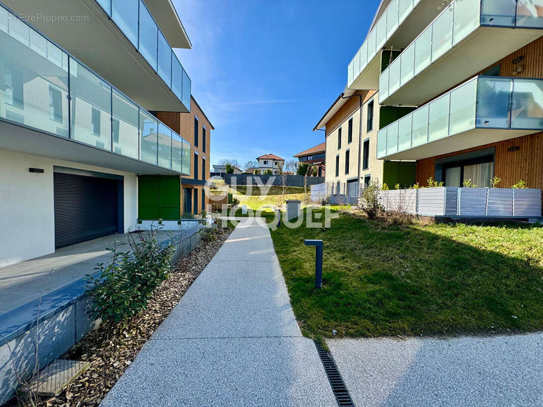 Appartement à REIGNIER
