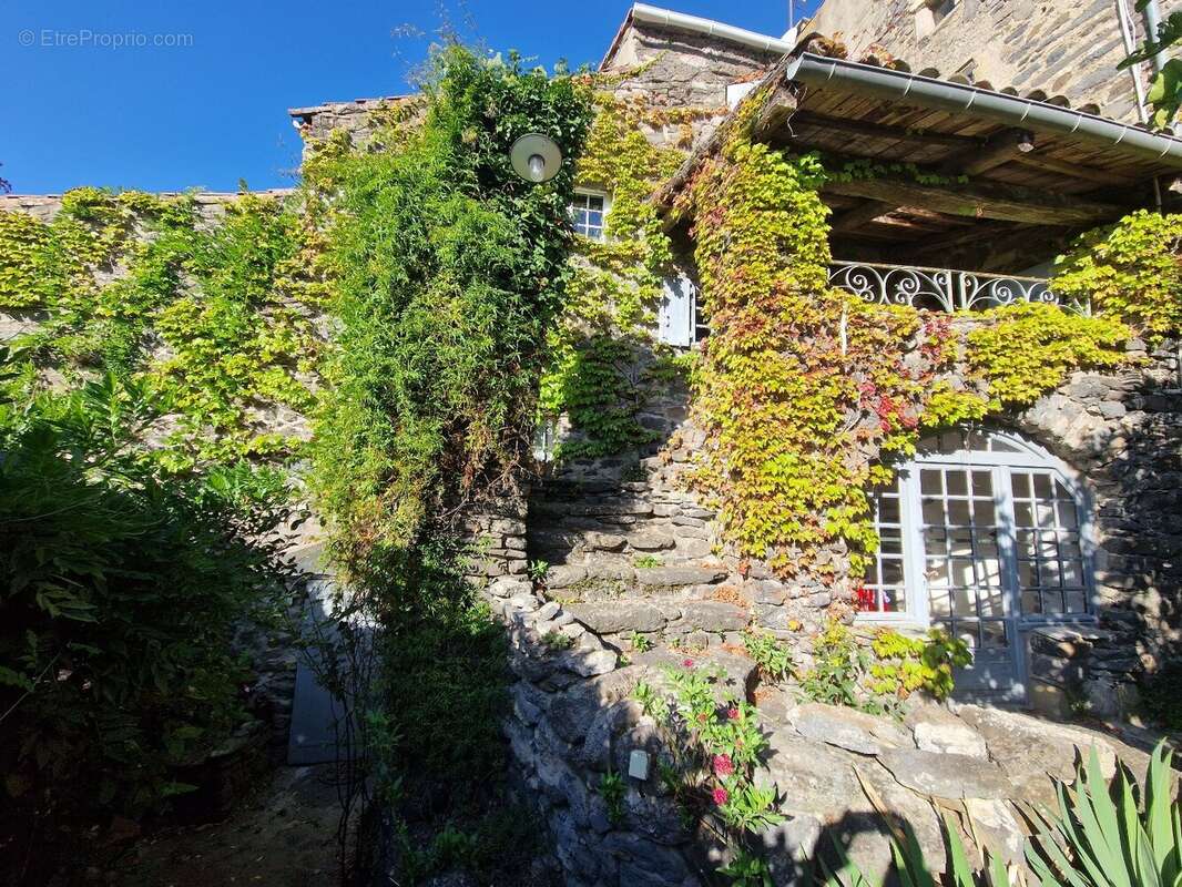 Maison de campagne atypique à 15 minutes du Salagou - photo 2