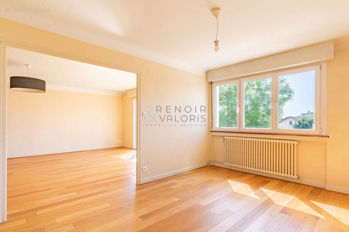 Appartement 120 m² à Nancy  - photo 2