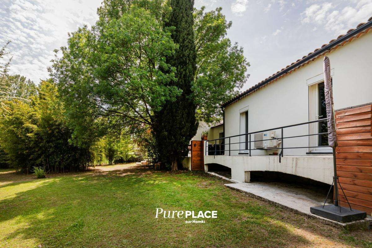 Maison/Villa T6 de 157 m² à Bouc-Bel-Air 13320 - photo 4