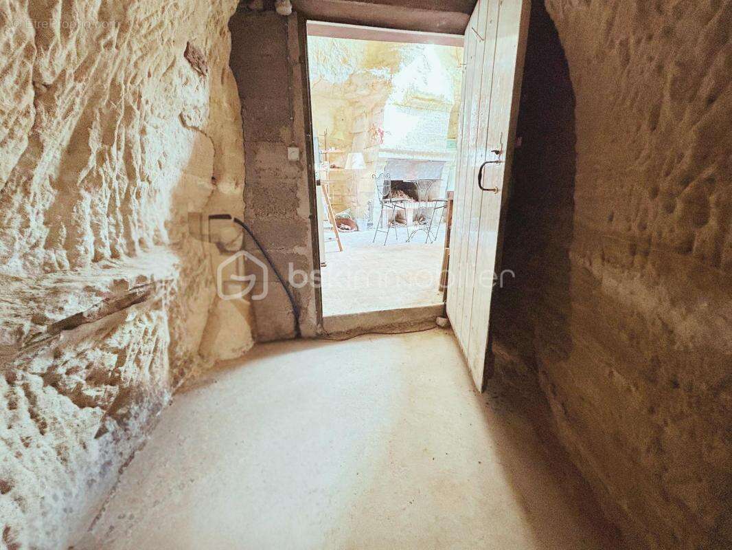 Maison à VILLAINES-LES-ROCHERS