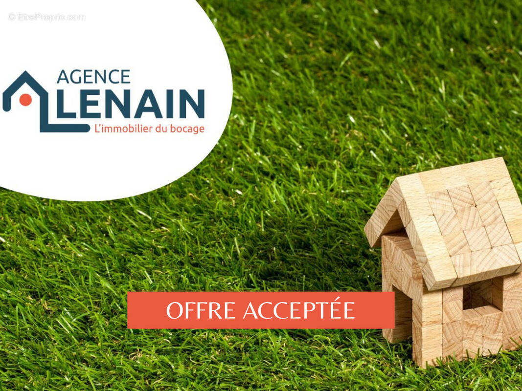 Terrain à MOUCHAMPS