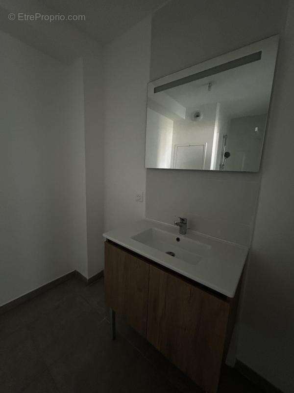 Appartement à MARSEILLE-9E