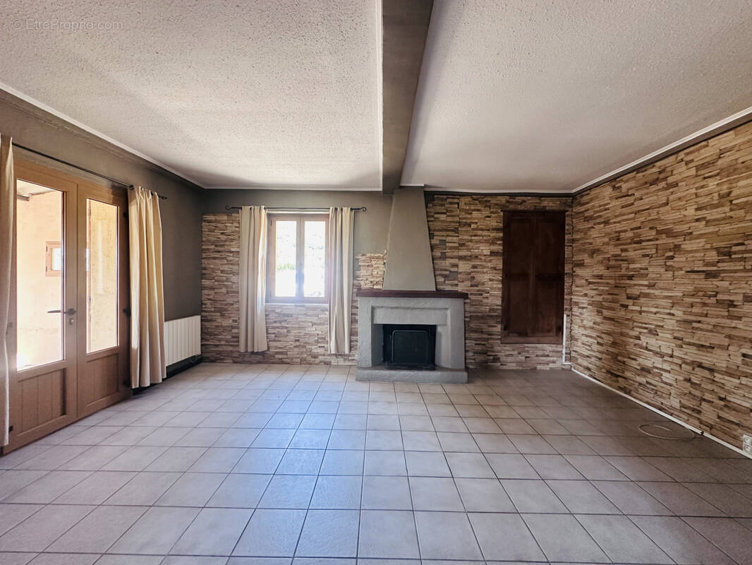 Appartement à PRUNELLI-DI-FIUMORBO
