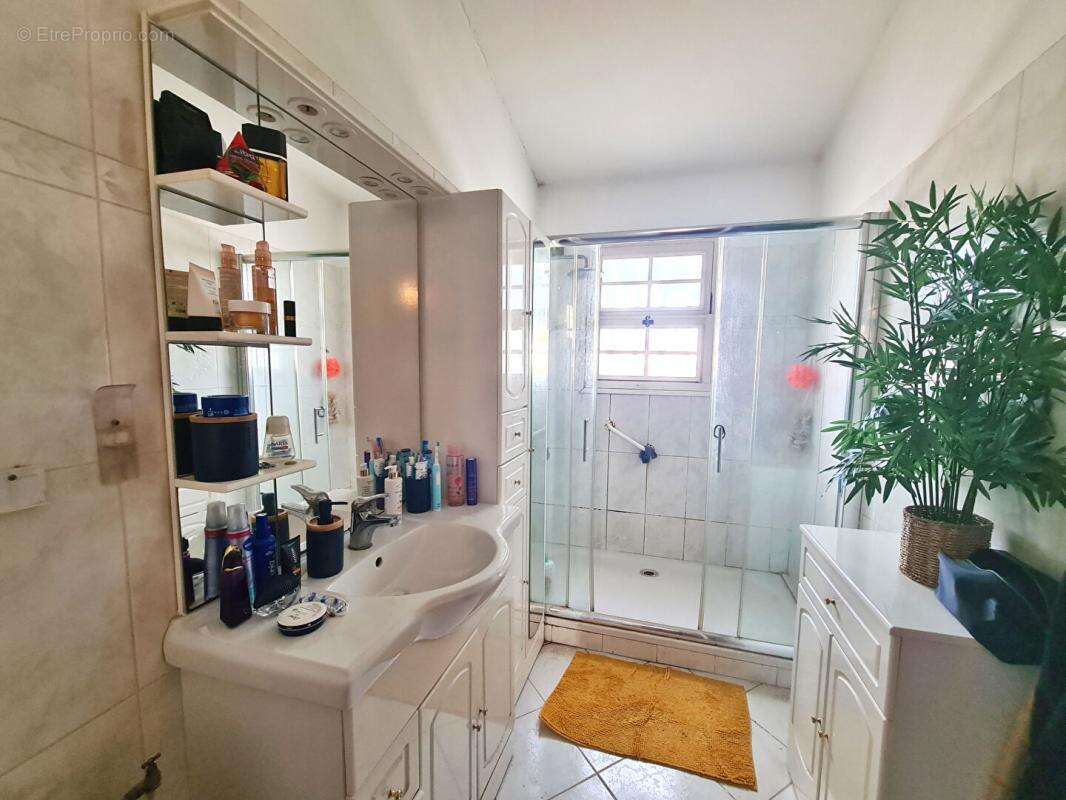 Maison à SIX-FOURS-LES-PLAGES