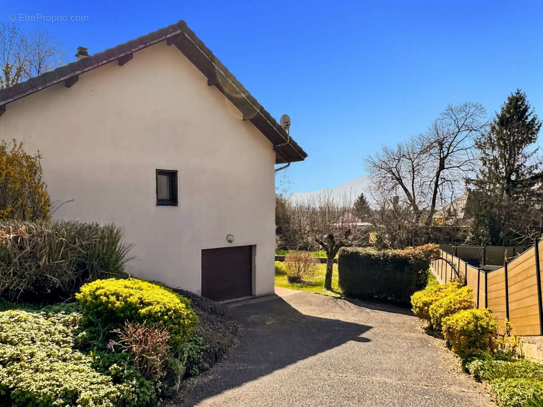 Maison à GRESY-SUR-AIX
