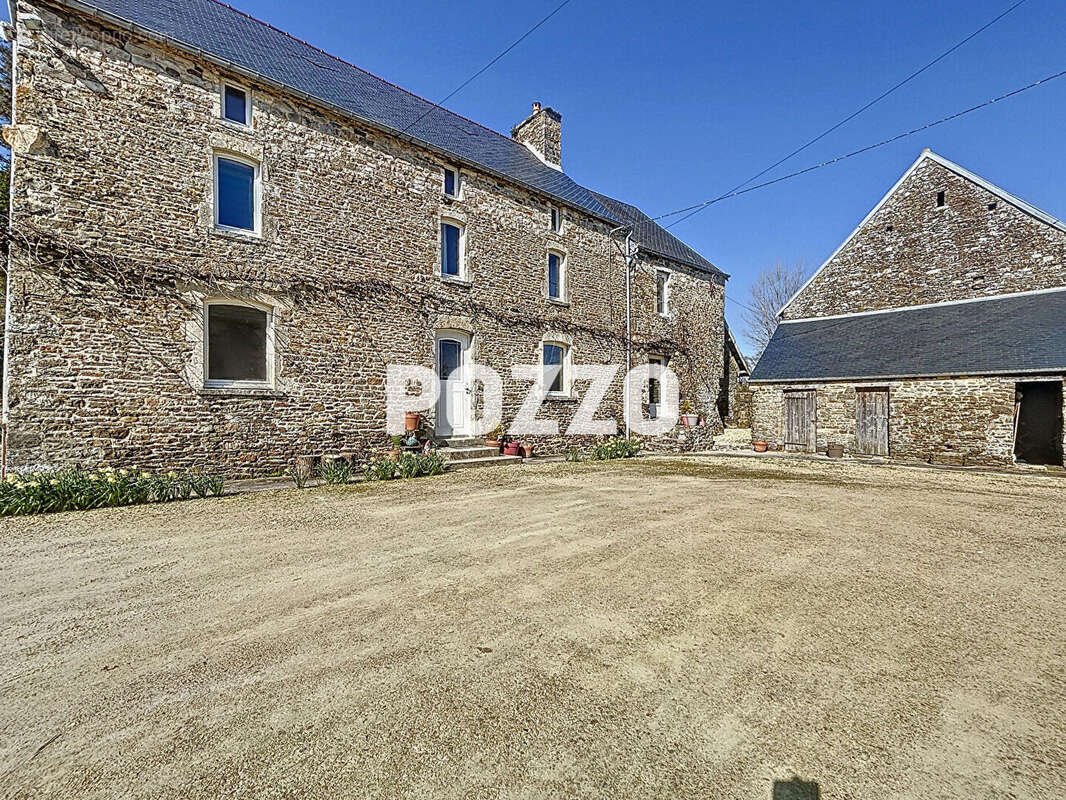 Maison à CANVILLE-LA-ROCQUE