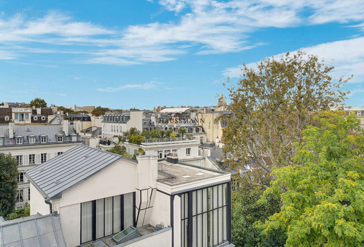 Appartement à PARIS-7E