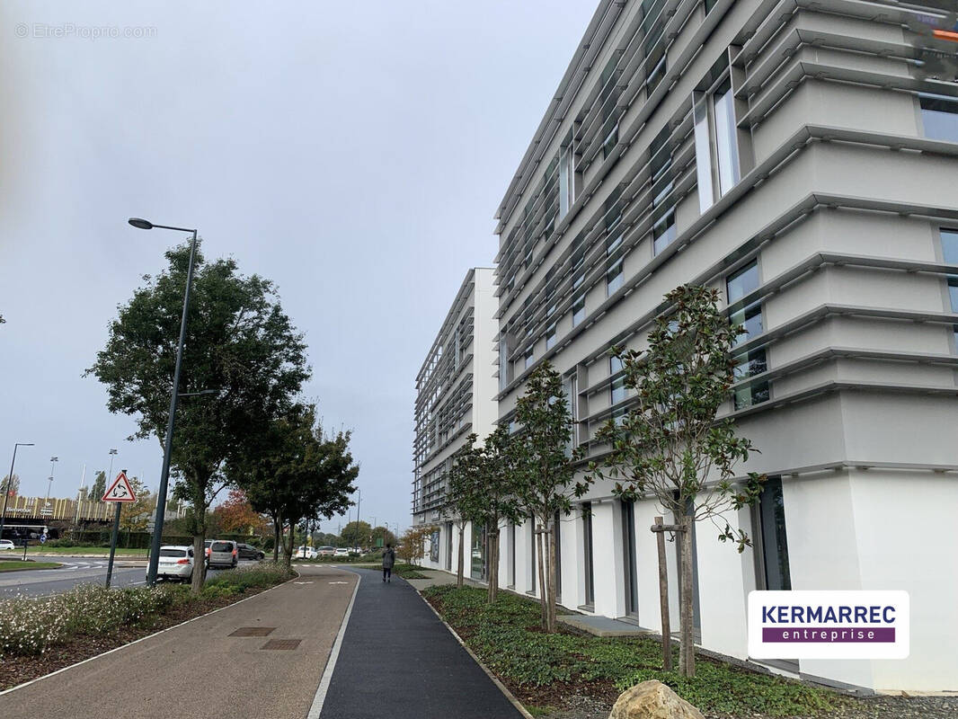 Commerce à CESSON-SEVIGNE