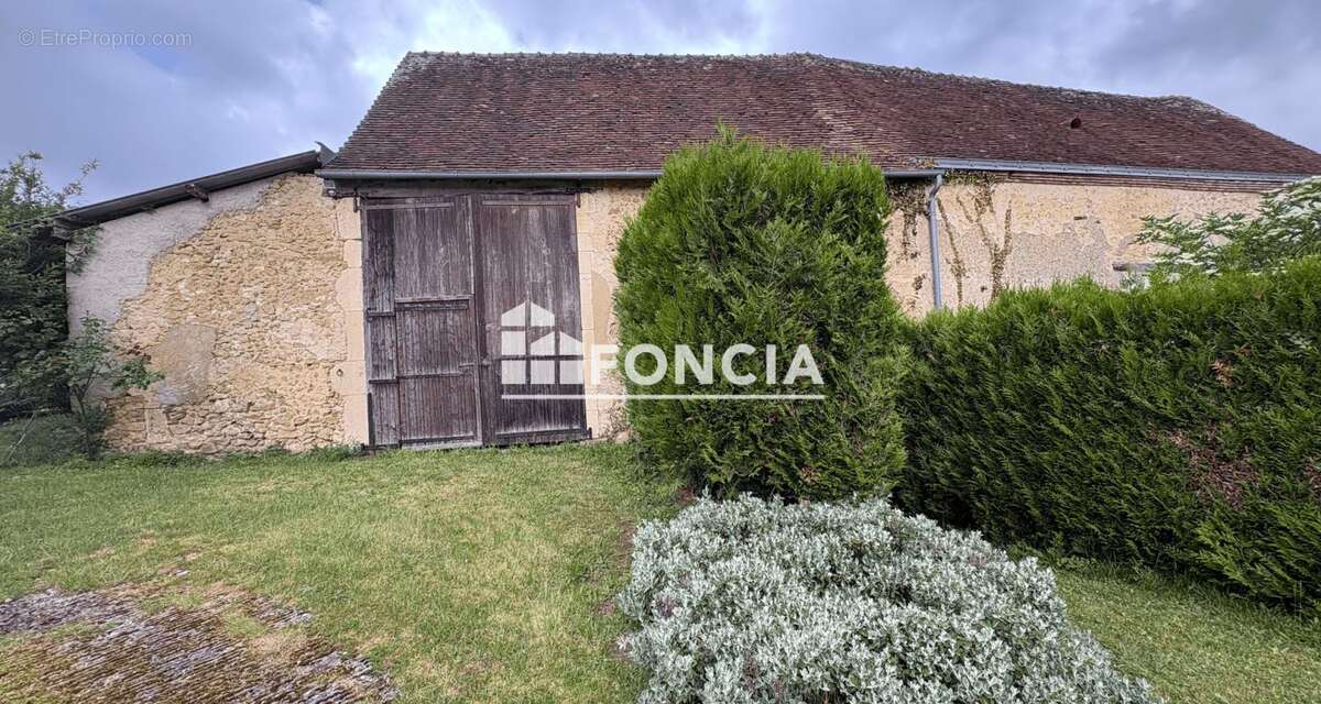 Maison à SCEAUX-SUR-HUISNE