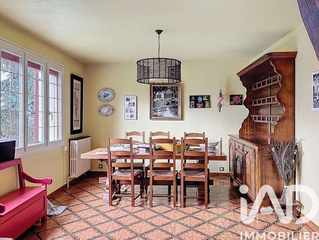 Photo 6 - Maison à ETREPAGNY