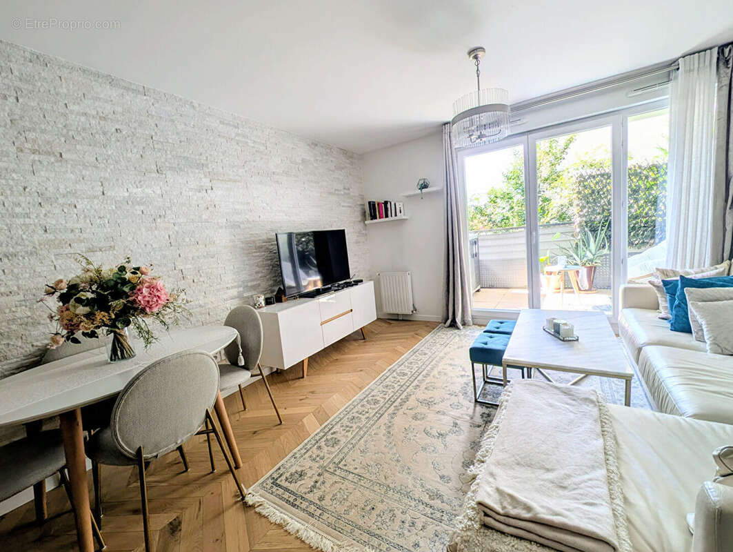 Appartement à ROSNY-SOUS-BOIS