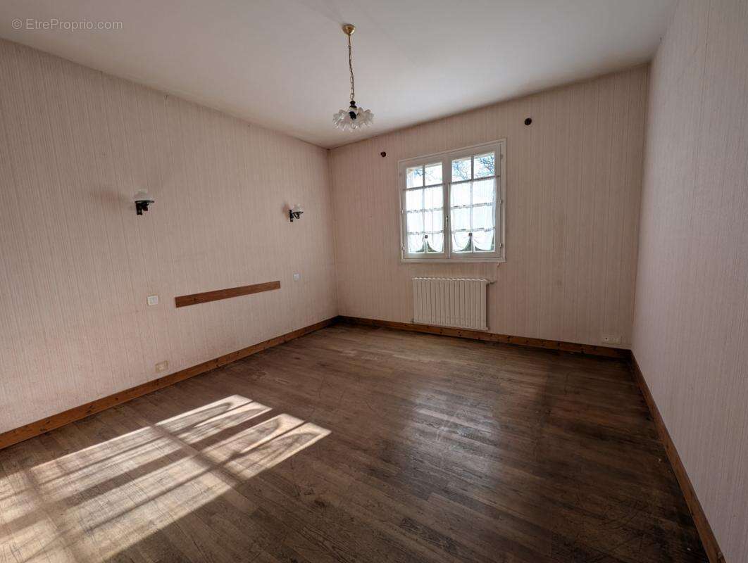 Maison à PLOUGOUMELEN