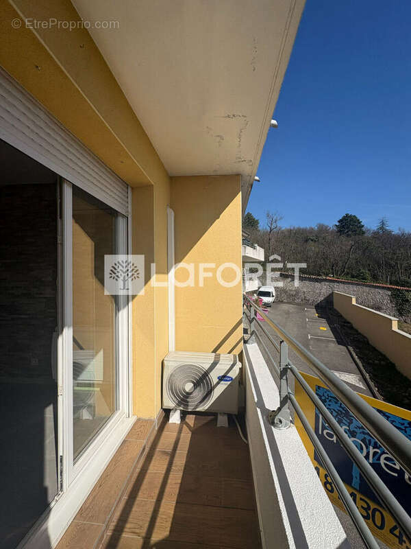 Appartement à GRIGNY