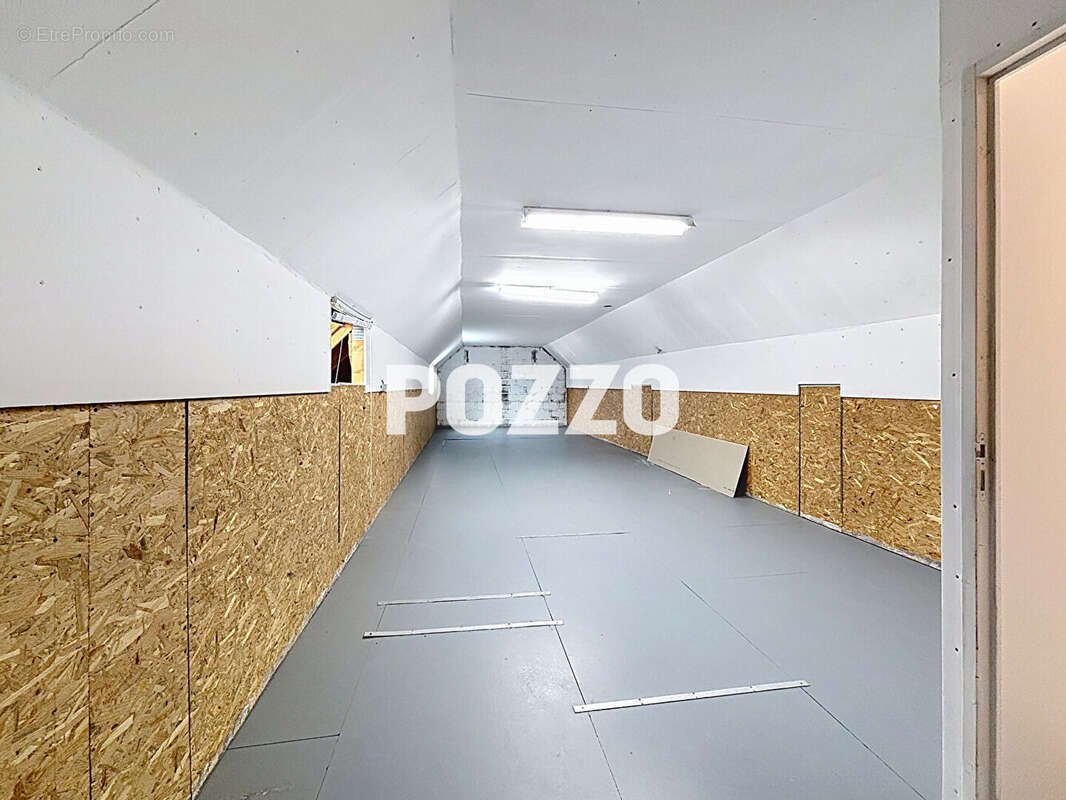 Marigny Le Lozon , maison plain pied de type F5 à 600 mètres du centre ville; bon état, jardin garage et parking privé - photo 10