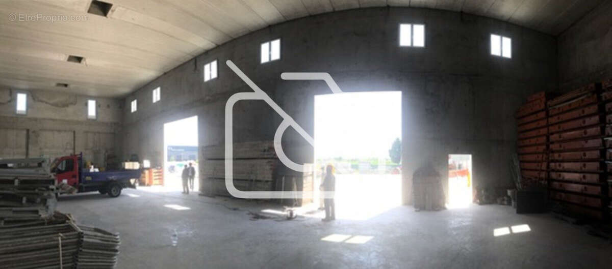 Commerce à BONDOUFLE