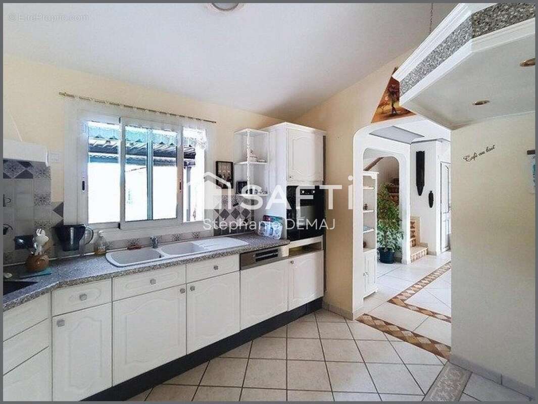 Photo 3 - Maison à LE MUY