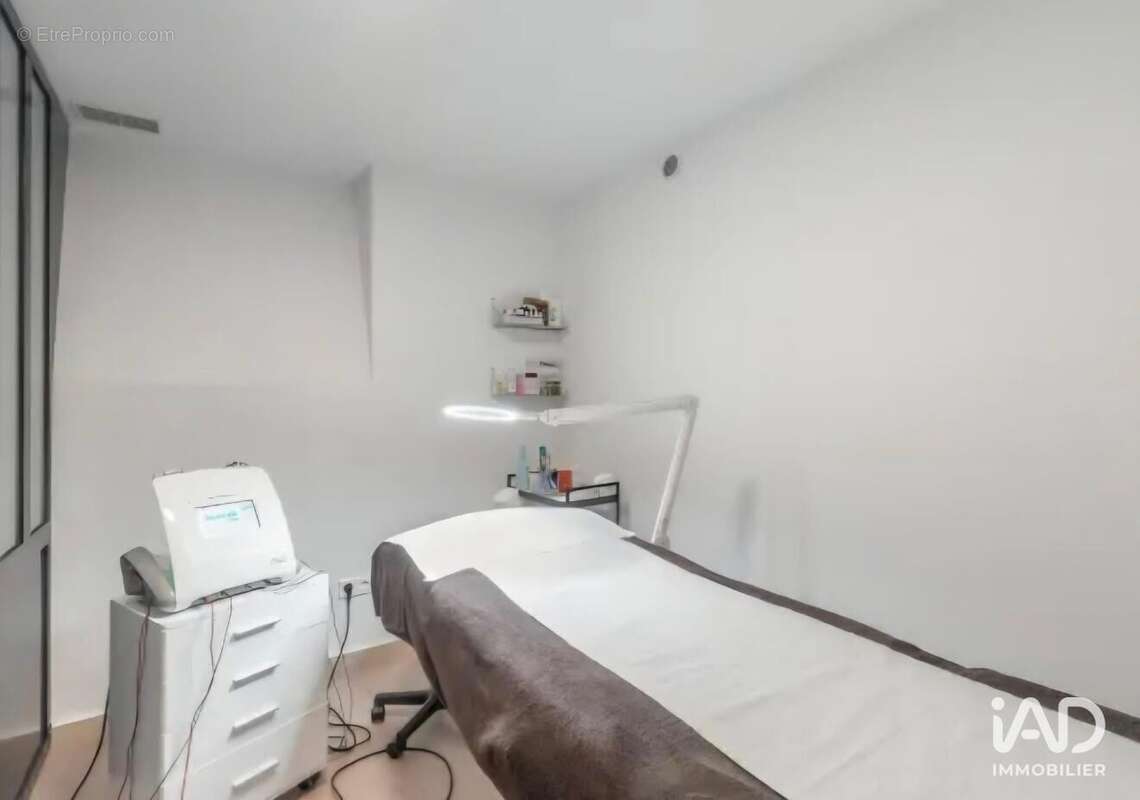 Photo 6 - Commerce à PARIS-17E