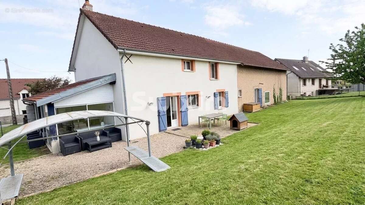Maison à ATHEE