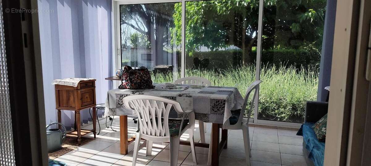 Photo 2 - Maison à SAINT-JEAN-D'ANGELY