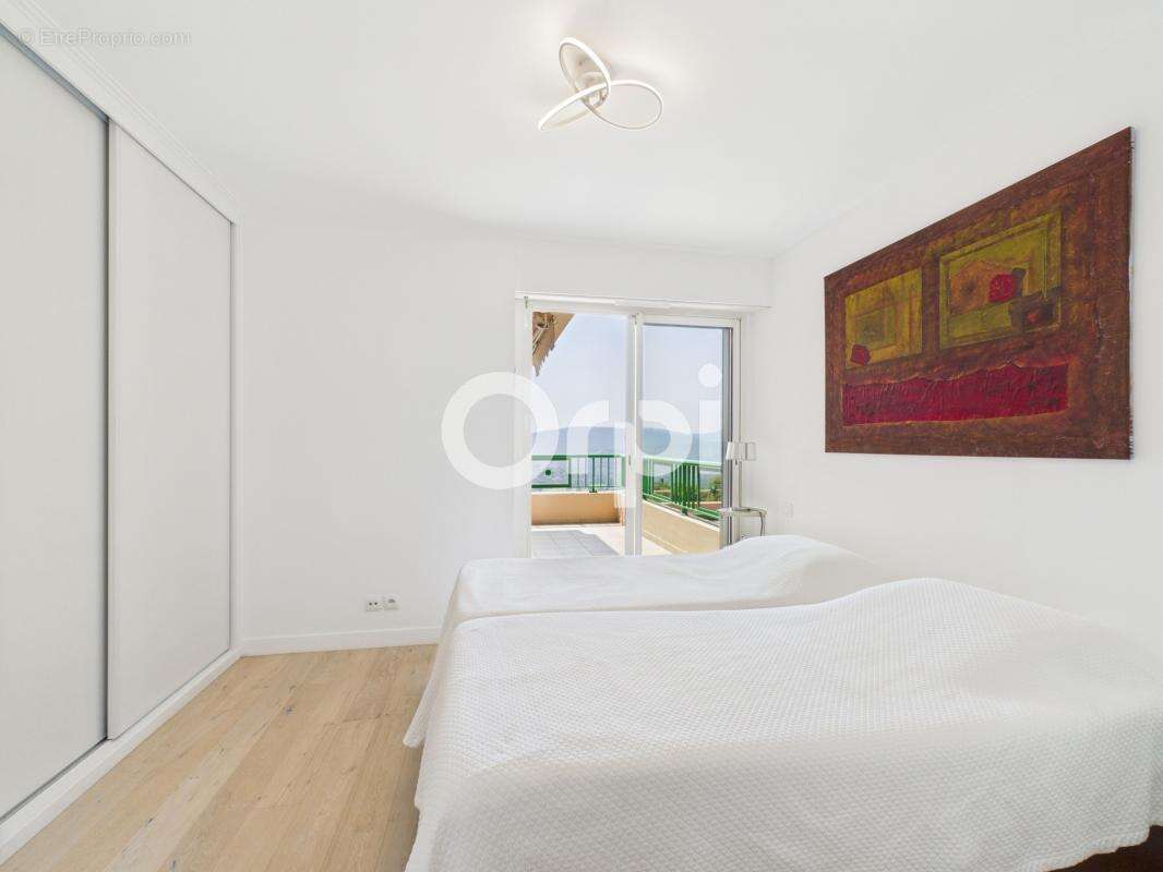 Appartement à MANDELIEU-LA-NAPOULE