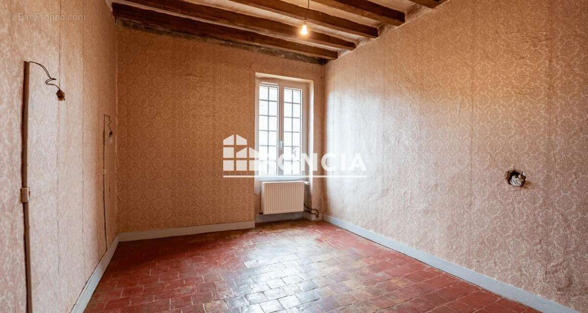 Maison à OISSEAU-LE-PETIT