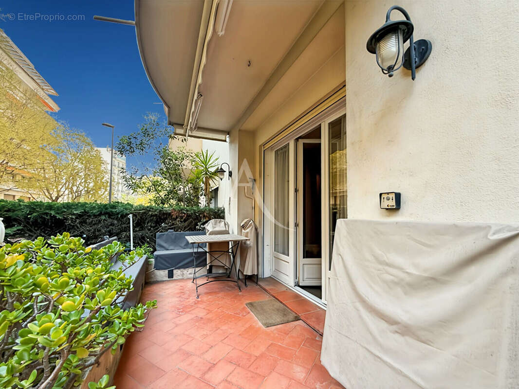 Appartement à CANNES