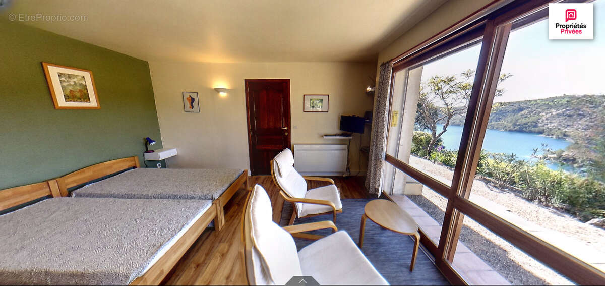 Maison à ESPARRON-DE-VERDON