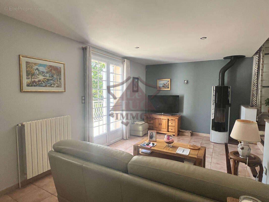 Maison à SAINT-AMBROIX