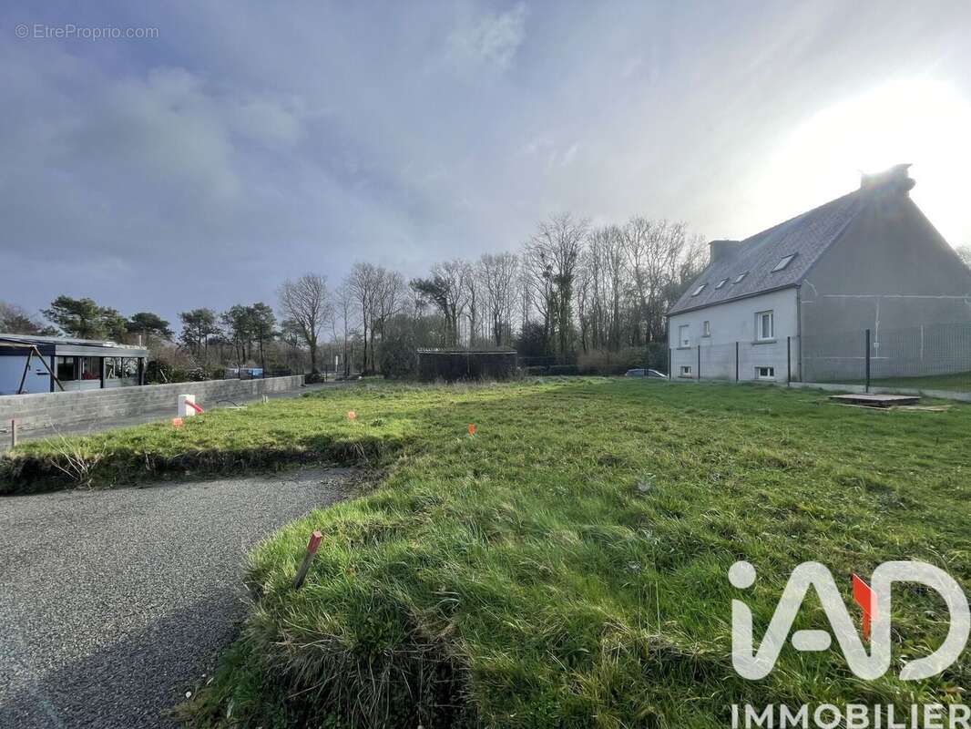 Terrain 636 m² à Pleuven  - photo 3