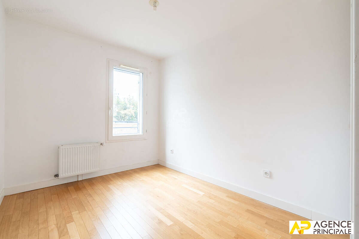 Appartement Maisons Laffitte 3 pièce(s) 50.75 m2 - photo 12