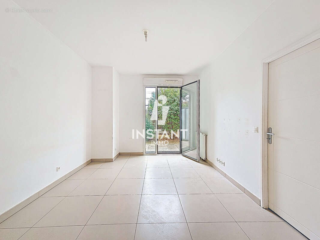 Appartement à MAISONS-ALFORT