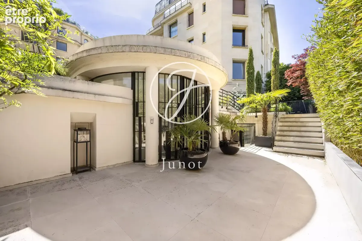 Paris 16e - MARÉCHAL MAUNOURY - Maison contemporaine - 424,29m² habitables - 8 pièces - Jardin 400m² - Terrasses - Piscine - Gar - photo 27