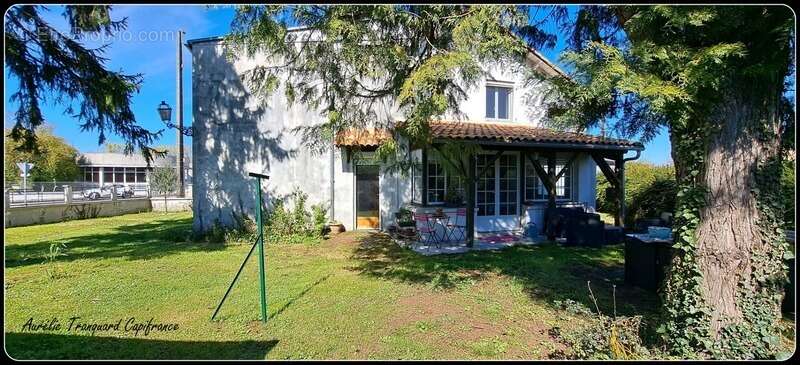 Maison à COUHE