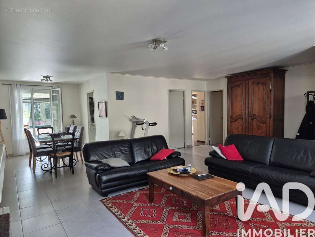 Photo 4 - Maison à SAINT-GERMAIN-LES-CORBEIL