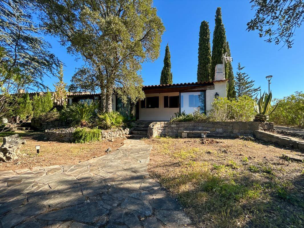 Maison à FREJUS