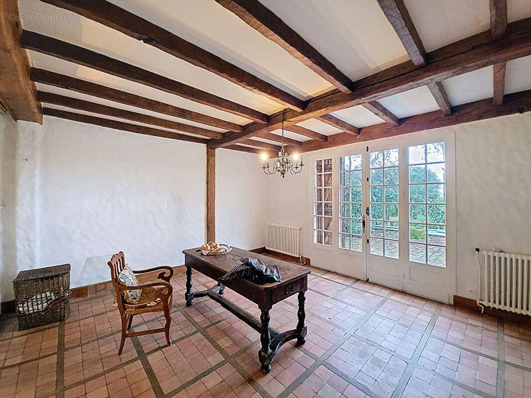 Maison à LES BILLAUX